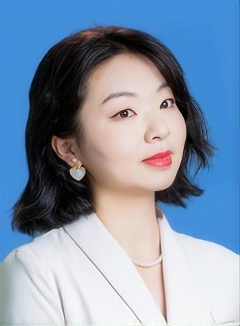 舞蹈美育委员：苏玲